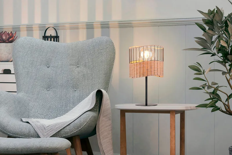 REED Bordlampe, sort - Sort - Belysning - Lamper & indendørsbelysning - Bordlampe