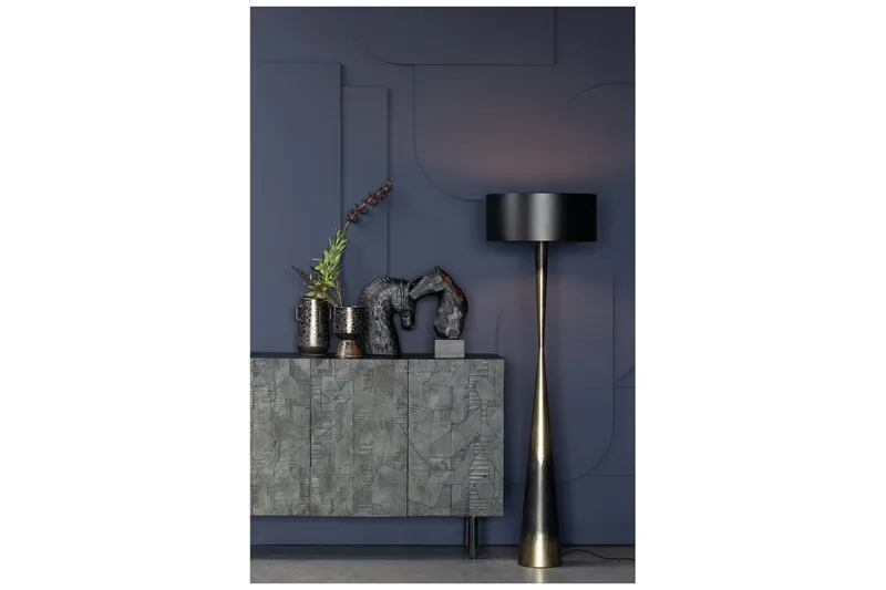 Aagtdorp Gulvlampe - Sort/Messing - Belysning - Lamper & indendørsbelysning - Gulvlampe & standerlampe