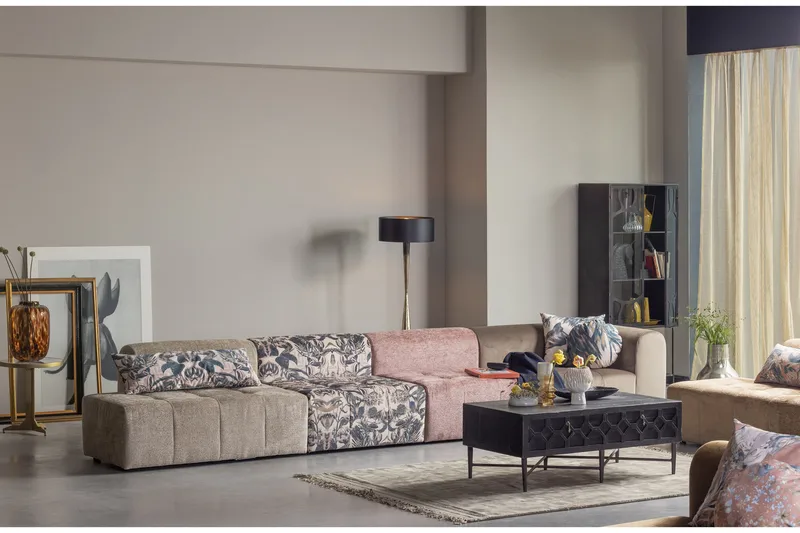 Aagtdorp Gulvlampe - Sort/Messing - Belysning - Lamper & indendørsbelysning - Gulvlampe & standerlampe