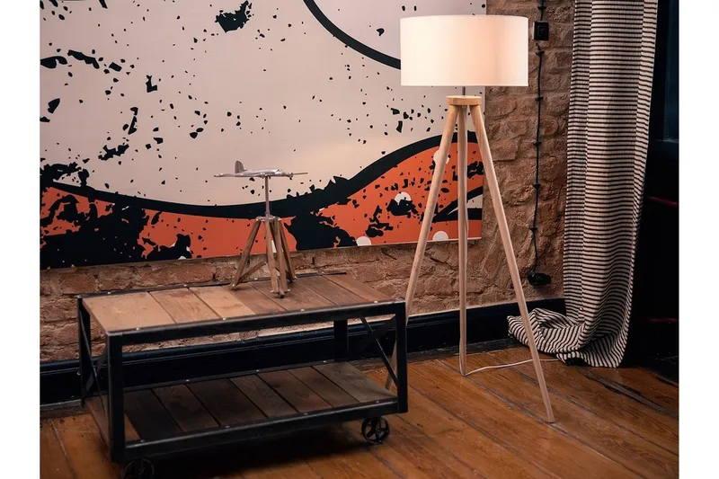 Nitra Gulvlampe 142 cm - Hvid - Belysning - Lamper & indendørsbelysning - Gulvlampe & standerlampe