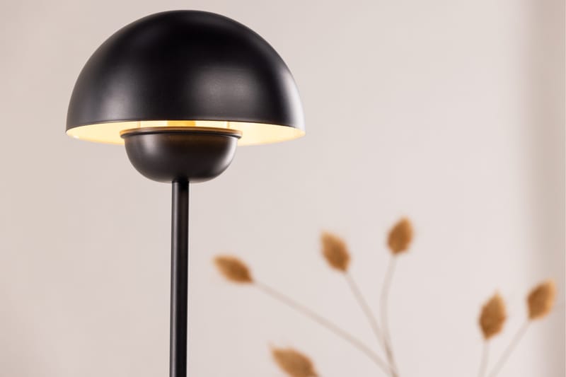 Lyckorna gulvlampe 120 cm - Sort - Belysning - Lamper & indendørsbelysning - Gulvlampe & standerlampe - Toarmet gulvlampe