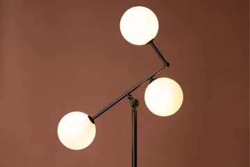 Marsan Gulvlampe 160 cm - Sort - Belysning - Lamper & indendørsbelysning - Gulvlampe & standerlampe - Trearmet gulvlampe