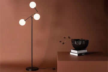Marsan Gulvlampe 160 cm - Sort - Belysning - Lamper & indendørsbelysning - Gulvlampe & standerlampe - Trearmet gulvlampe