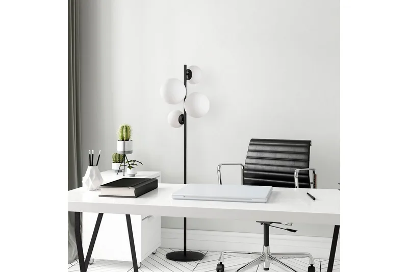 Gulvlampe Subin Sort / Hvid - Sort / Hvid - Belysning - Lamper & indendørsbelysning - Soveværelse lampe