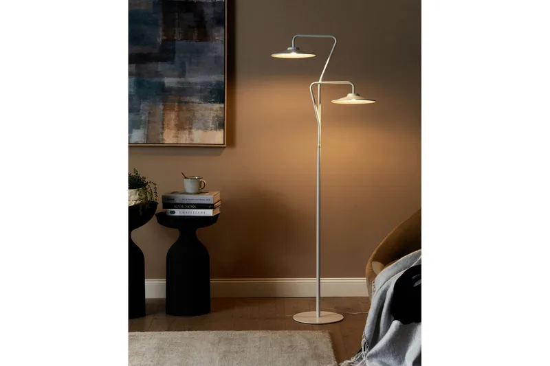 Karpathy Gulvlampe 140 cm - Hvid - Belysning - Lamper & indendørsbelysning - Gulvlampe & standerlampe - Toarmet gulvlampe