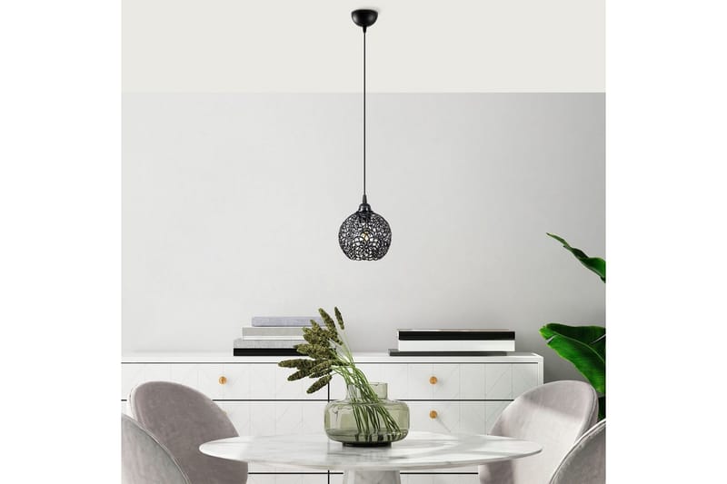 Loftlampe Souvik Sort - 17 x 17 x 118 cm - Belysning - Lamper & indendørsbelysning - Loftlampe - Pendellamper & hængelamper