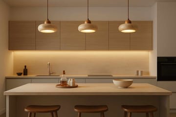 Serros pendellampe - Beige og Eg - Belysning - Lamper & indendørsbelysning - Loftlampe - Lysekroner