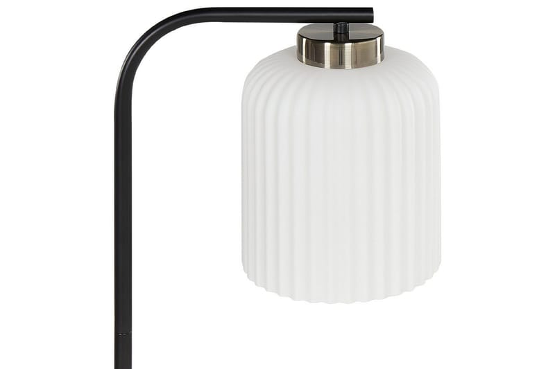 Skyrla Gulvlampe 150 cm - Sort/Hvid - Belysning - Lamper & indendørsbelysning - Soveværelse lampe