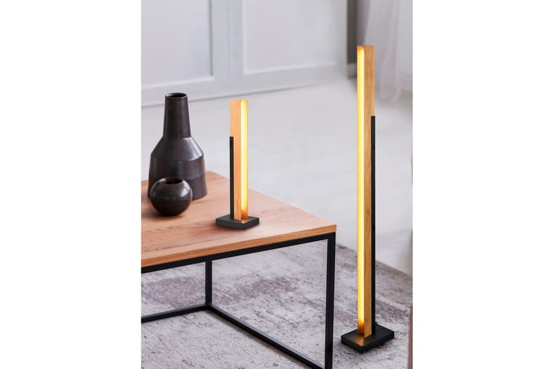 Kerala LED-gulvlampe MatSort/Træ - Belysning - Lamper & indendørsbelysning - Stuelampe