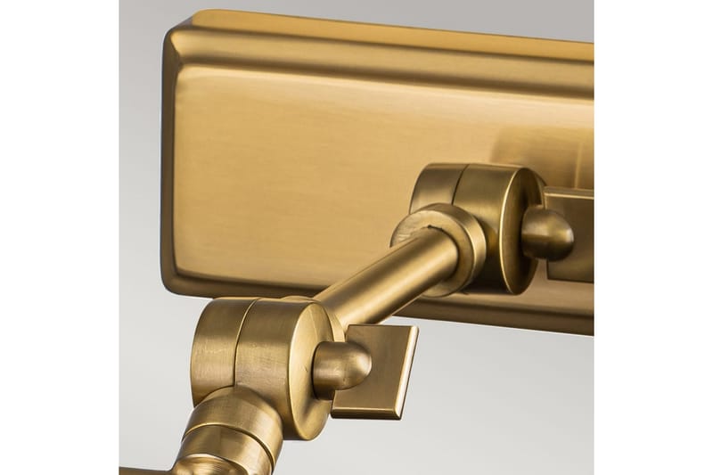 Billedlys Elstead Lighting Winchfield 445x127x318 mm, Aldret messing - 445x127x318 mm, Aldret messing - Belysning - Lamper & indendørsbelysning - Væglampe - Vægarmatur