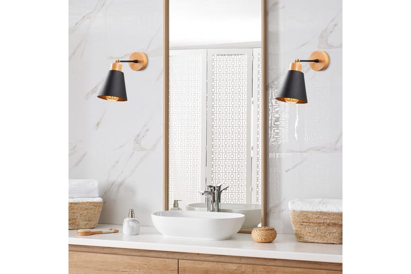 Væglampe Sudalwani Sort / Eg - Sort / Eg - Belysning - Lamper & indendørsbelysning - Væglampe