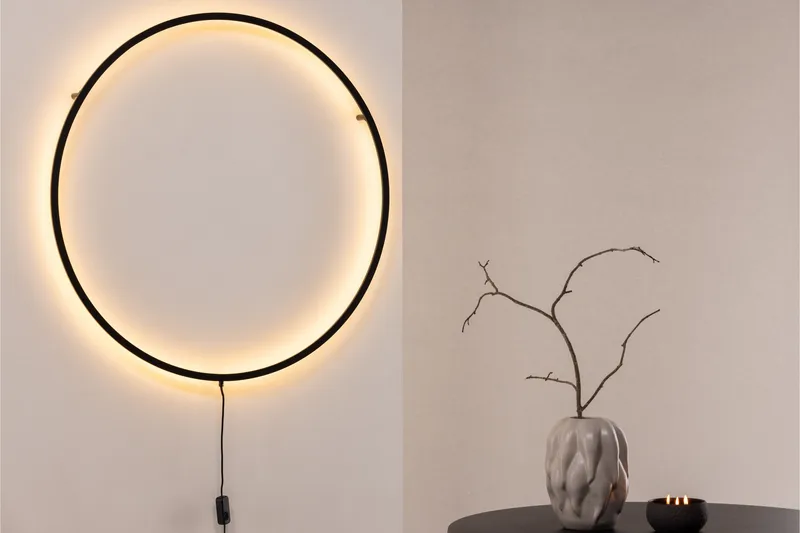 Sörmjöle x Josefin Lustig Væglampe 100 cm - Sort - Belysning - Lamper & indendørsbelysning - Væglampe - Vægplafond