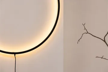 Sörmjöle x Josefin Lustig Væglampe 100 cm - Sort - Belysning - Lamper & indendørsbelysning - Væglampe - Vægplafond
