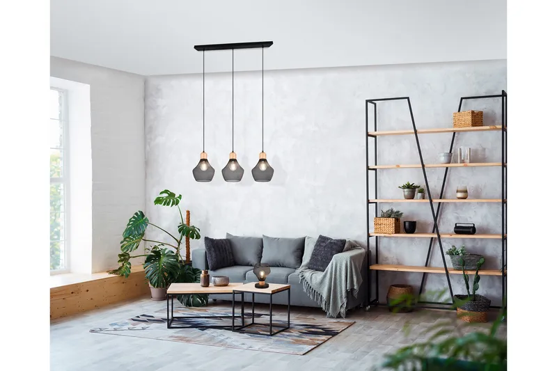Valeria Pendellampe 18 cm E27 MatSort - Belysning - Lamper & indendørsbelysning - Vindueslampe - Vindueslampe hængende