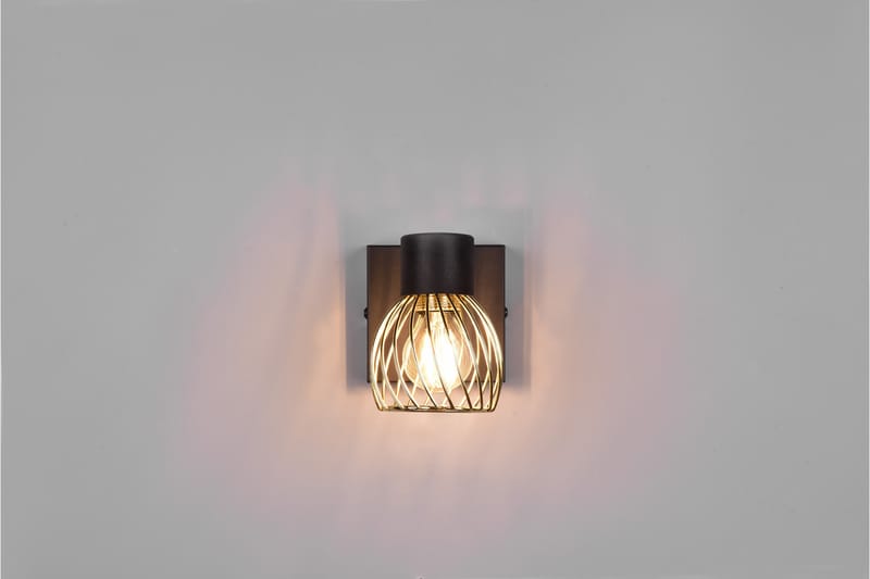 Trio Lighting Ardon Spotlampe 1L E14 Matt Sort/Polert Messing - Belysning - Glødepærer & lyskilder - Spotlights & downlights