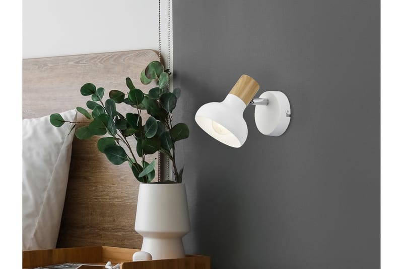 Trio Lighting Latika Spotlampe 1L E14 Mat Hvid/Træ - Belysning - Glødepærer & lyskilder - Spotlights & downlights