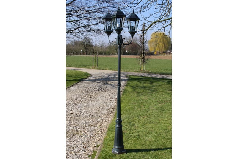 Brighton Havelampe 3-Armet 230 Cm Mørkegrøn/Sort - Grøn - Belysning - Udendørs lamper & belysning - Søjlelampe & standerlampe