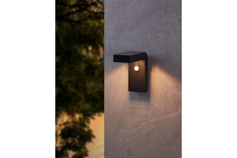 Væglampe Udendørsbelysning Eglo Baracconi med Sensor - Sort - Belysning - Udendørs lamper & belysning - Solcellelamper