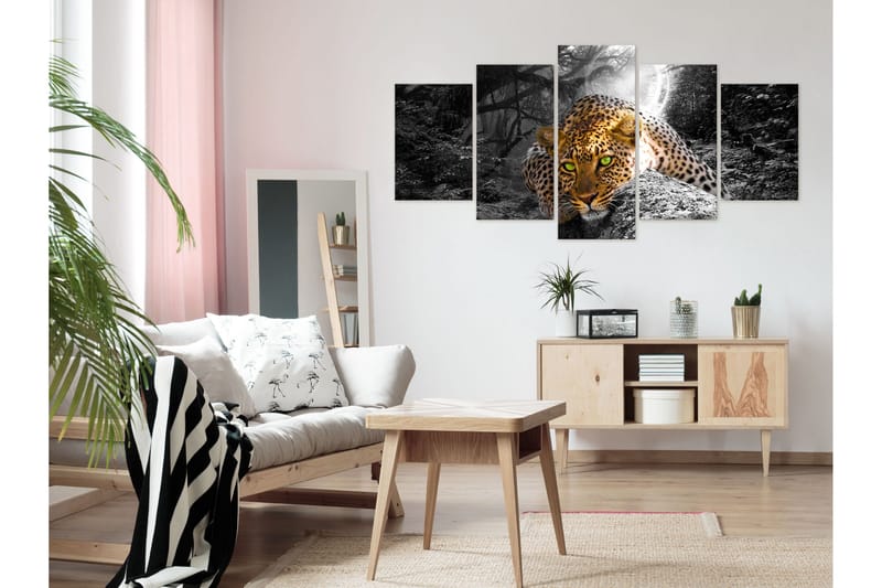 Billede Leopard Lying 5 Parts Wide Grey 100x50 - Artgeist sp. z o. o. - Boligtilbehør - Billeder & kunst - Billeder på lærred