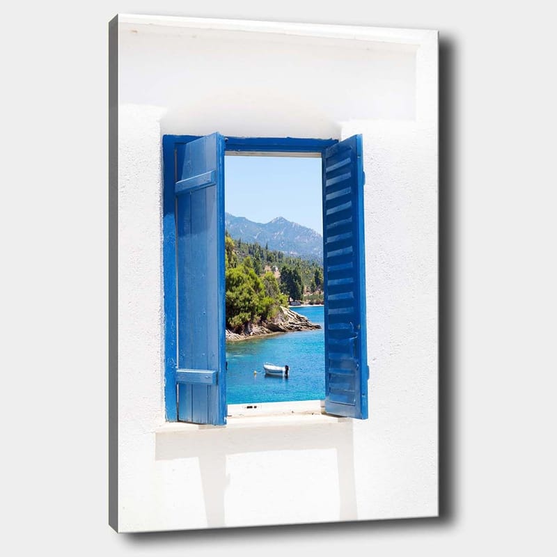 Lærred 70x100 cm - Åben vinduesskodde giver udsigt over en blå sø og det omkringliggende grønt, Blå / Grøn / Hvid