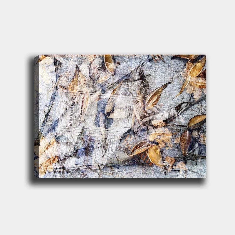 Lærred 70x100 cm - Abstrakt komposition af blade og avispapir, der skaber en følelse af natur og tidens gang, Grå / Beige / Brun