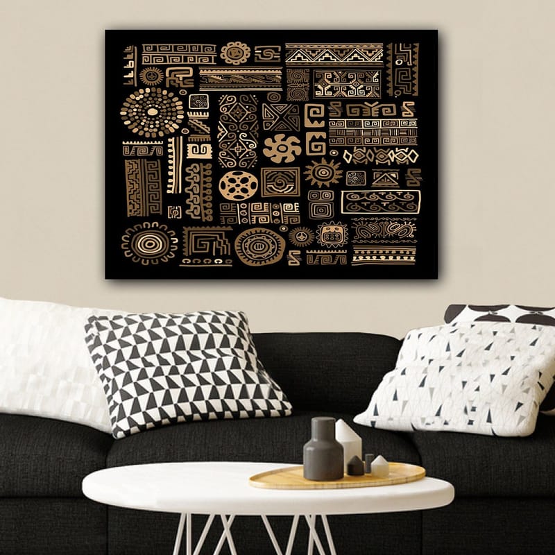 Lærred 70x100 cm - Abstrakt mønster med geometriske former og symboler i guld mod en sort baggrund - Guld / Sort - Boligtilbehør - Billeder & kunst - Billeder på lærred