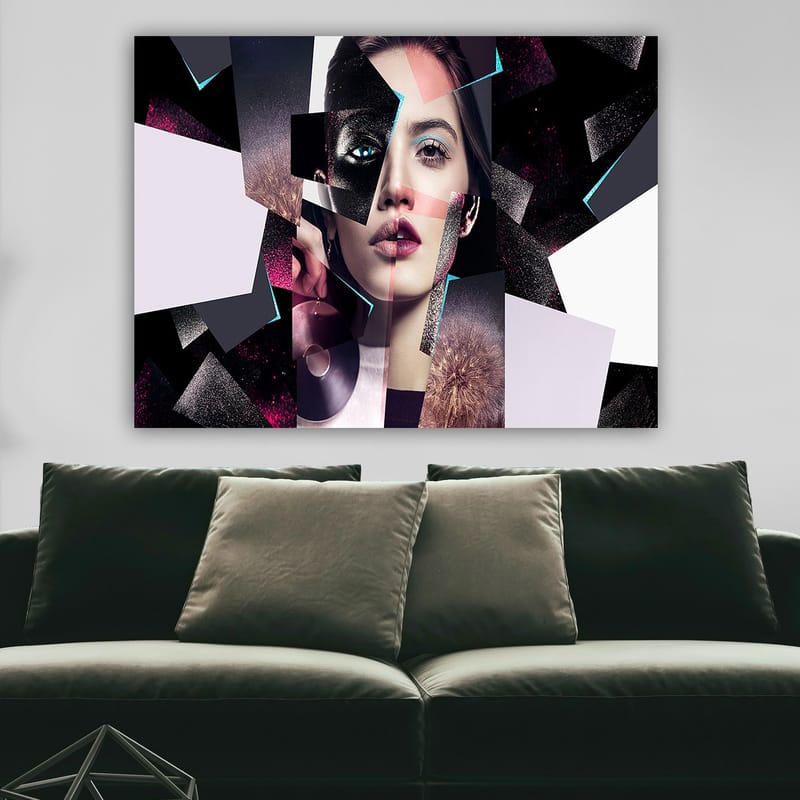 Lærred 70x100 cm - Abstrakt portrætkomposition af en kvinde med geometriske former og kontrasterende farver - Sort / Hvid / Lyserød - Boligtilbehør - Billeder & kunst - Billeder på lærred