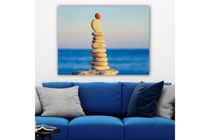 Lærred 70x100 cm - Balanceret stak af sten med en rød sten på toppen - Lysegrå / Beige / Rød - Boligtilbehør - Billeder & kunst - Billeder på lærred