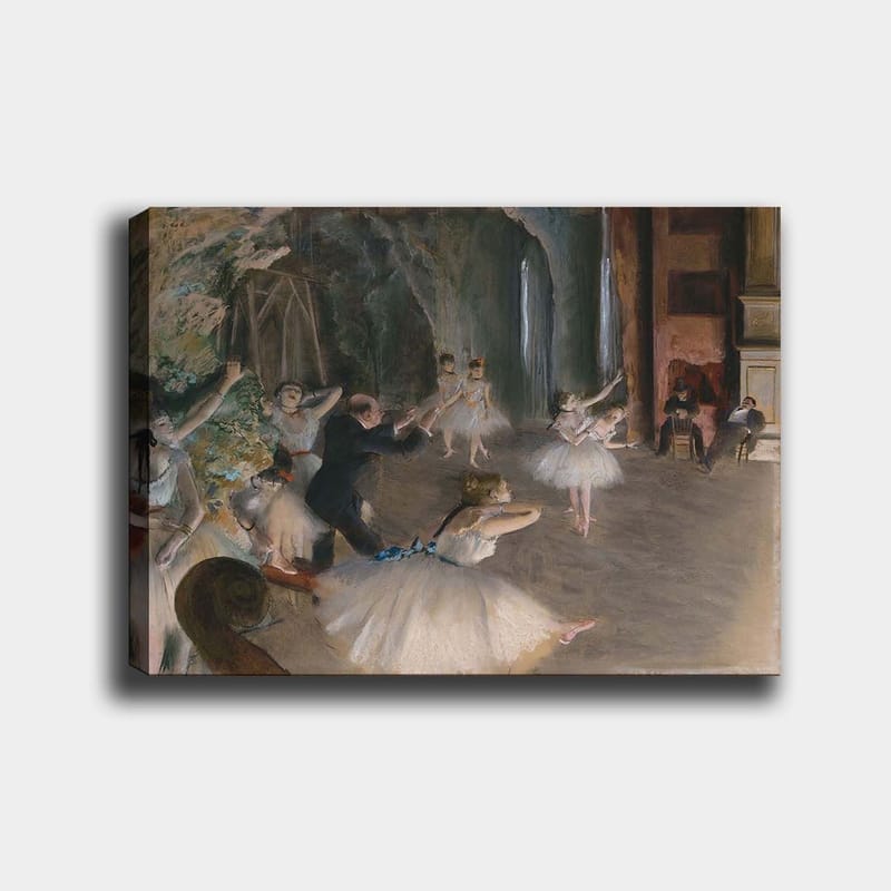 Lærred 70x100 cm - Balletforestilling med dansere i tutuer, der øver sig under vejledning af en koreograf, Lyseblå / Hvid / Beige