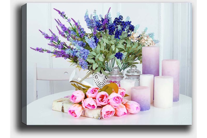 Lærred 70x100 cm - Blomsterarrangement med lyserøde roser og lilla blomster i en hvid vase - Lyserød / Lilla / Grøn - Boligtilbehør - Billeder & kunst - Billeder på lærred