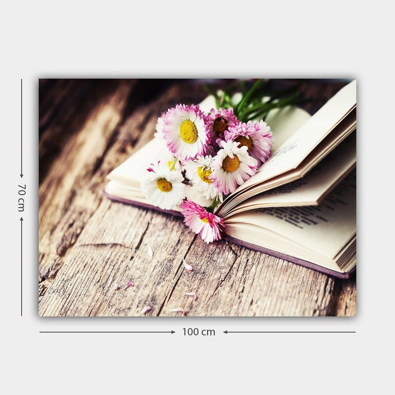 Lærred 70x100 cm - Blomsterbuket placeret på en åben bog - Hvid / Lyserød / Gul - Boligtilbehør - Billeder & kunst - Billeder på lærred