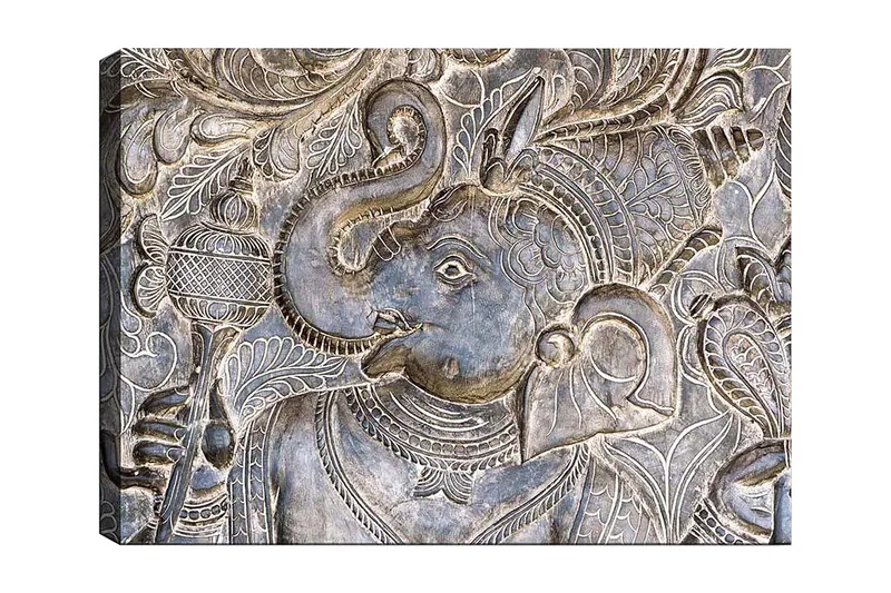 Lærred 70x100 cm - Detaljeret relief af elefanten Ganesha, der holder en skål, omgivet af indviklede mønstre, Sølv / Grå
