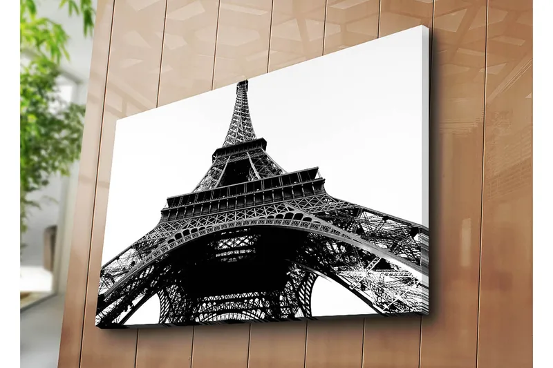 Lærred 70x100 cm - Dramatisk udsigt over Eiffeltårnet set fra bunden - Sort / Hvid - Boligtilbehør - Billeder & kunst - Billeder på lærred