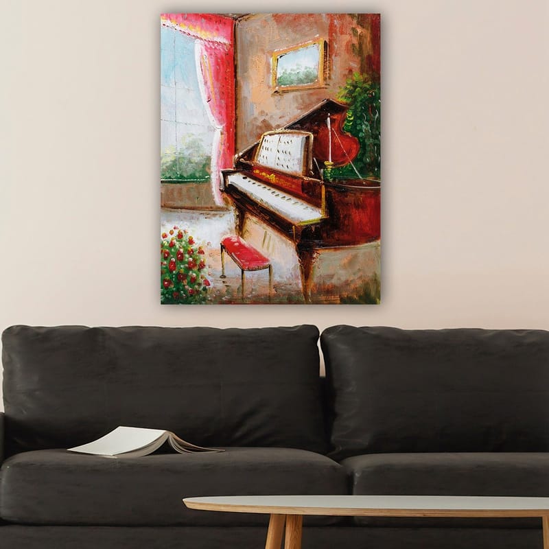 Lærred 70x100 cm - Elegant klaverhjørne med et rødt klaver og en bænk i et lyst og indbydende miljø - Rød / Grøn / Beige - Boligtilbehør - Billeder & kunst - Billeder på lærred