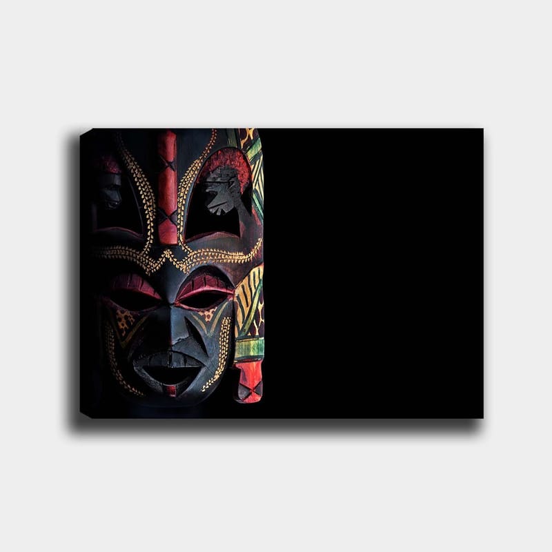 Lærred 70x100 cm - Farverig afrikansk maske med detaljerede mønstre og udtryksfulde træk, Sort / Rød / Grøn