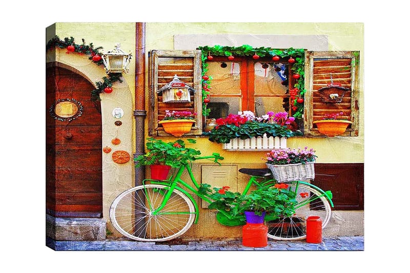 Lærred 70x100 cm - Farverig cykel pyntet med blomster og potter foran en charmerende væg med vinduer og dekorationer, Grøn / Lyserød / Orange