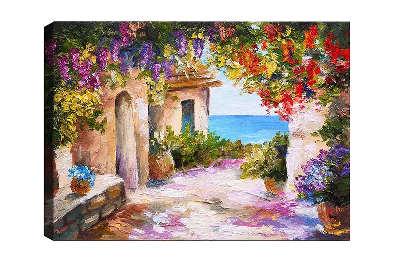 Lærred 70x100 cm - Farverig og livlig gyde med blomster og havudsigt, Lilla / Grøn / Rød
