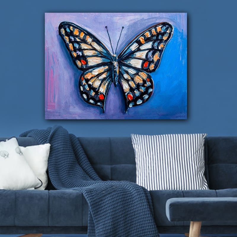 Lærred 70x100 cm - Farverig sommerfugl med detaljerede mønstre i vingerne - Blå / Orange / Sort - Boligtilbehør - Billeder & kunst - Billeder på lærred