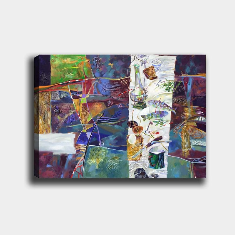 Lærred 70x100 cm - Farverig stilhed med et dækket bord, der viser forskellige genstande og mad, Grøn / Blå / Lilla