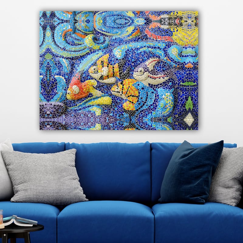 Lærred 70x100 cm - Farverige fisk svømmer i et livligt undervandsmiljø - Blå / Orange / Gul - Boligtilbehør - Billeder & kunst - Billeder på lærred