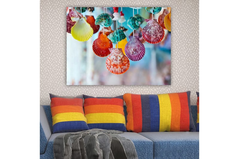 Lærred 70x100 cm - Farverige skaller hængende i et dekorativt sæt - Rød / Grøn / Orange - Boligtilbehør - Billeder & kunst - Billeder på lærred