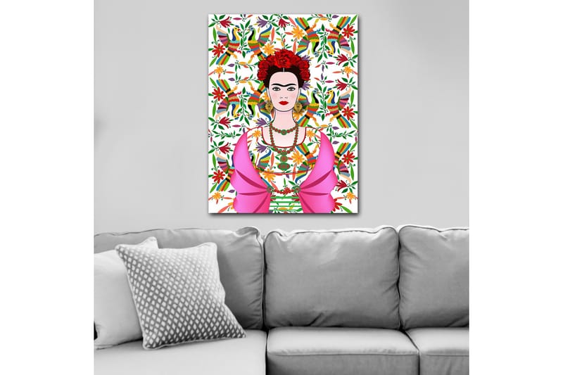 Lærred 70x100 cm - Farverigt portræt af en kvinde iført traditionelt mexicansk tøj og blomster i håret, omgivet af en livlig baggrund med fugle og blomster - Lyserød / Grøn / Rød - Boligtilbehør - Billeder & kunst - Billeder på lærred