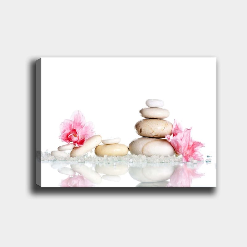 Lærred 70x100 cm - Harmonisk komposition af sten og lyserøde blomster, der symboliserer ro og balance, Lyserød / Beige / Hvid