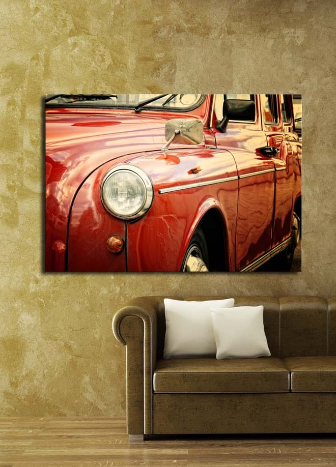 Lærred 70x100 cm - Klassisk rød bil med kromdetaljer - Rød / Kromgrå - Boligtilbehør - Billeder & kunst - Billeder på lærred