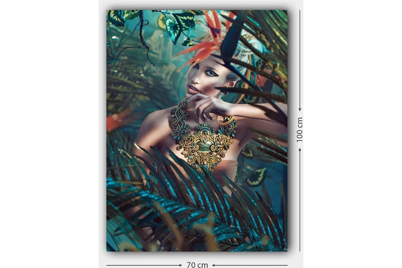 Lærred 70x100 cm - Kvinde i et tæt, frodigt miljø med en indviklet smykkedetalje, der fanger øjet - Mørkegrøn / Turkis / Beige - Boligtilbehør - Billeder & kunst - Billeder på lærred