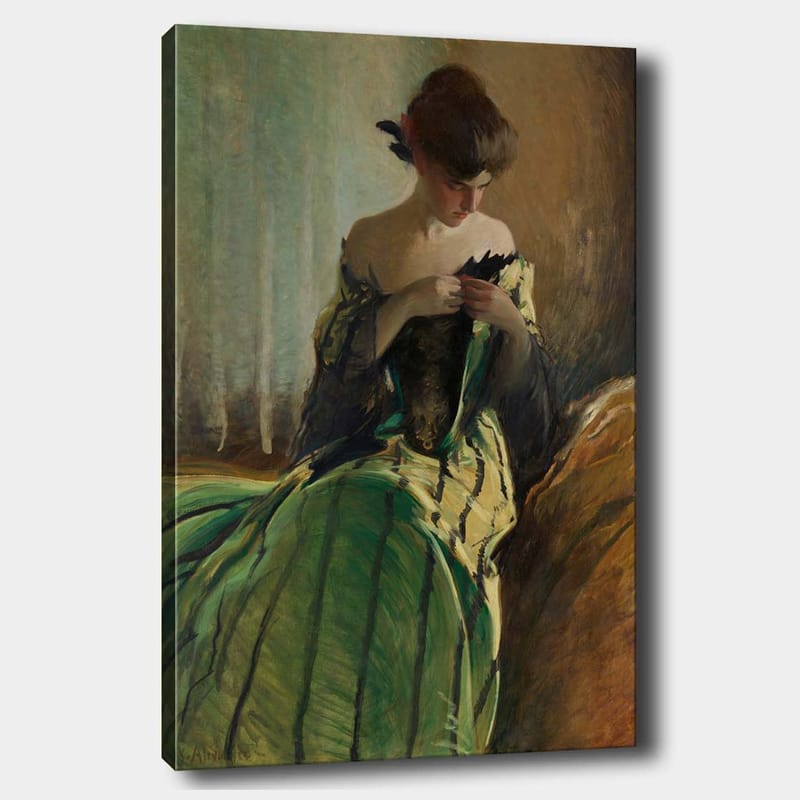 Lærred 70x100 cm - Kvinde i grøn kjole sidder og arbejder med noget i hænderne, dybt fordybet i tanker, Grøn / Sort / Beige