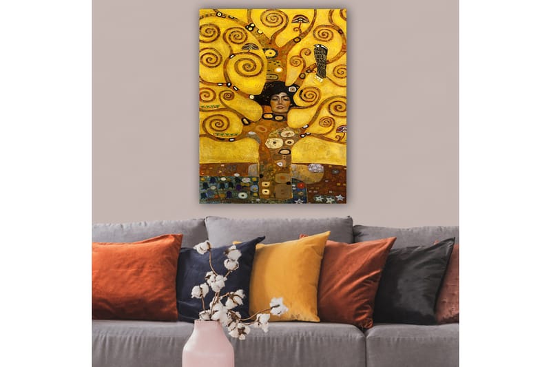 Lærred 70x100 cm - Kvinde med lukkede øjne omgivet af spinnende, gyldne grene og symbolske elementer - Guld / Brun / Sort - Boligtilbehør - Billeder & kunst - Billeder på lærred