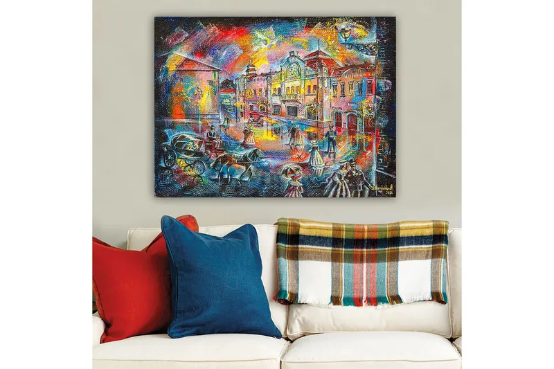 Lærred 70x100 cm - Livligt bybillede med mennesker i historisk tøj, der går på en gade med smukke bygninger og hestevogne - Blå / Rød / Gul - Boligtilbehør - Billeder & kunst - Billeder på lærred