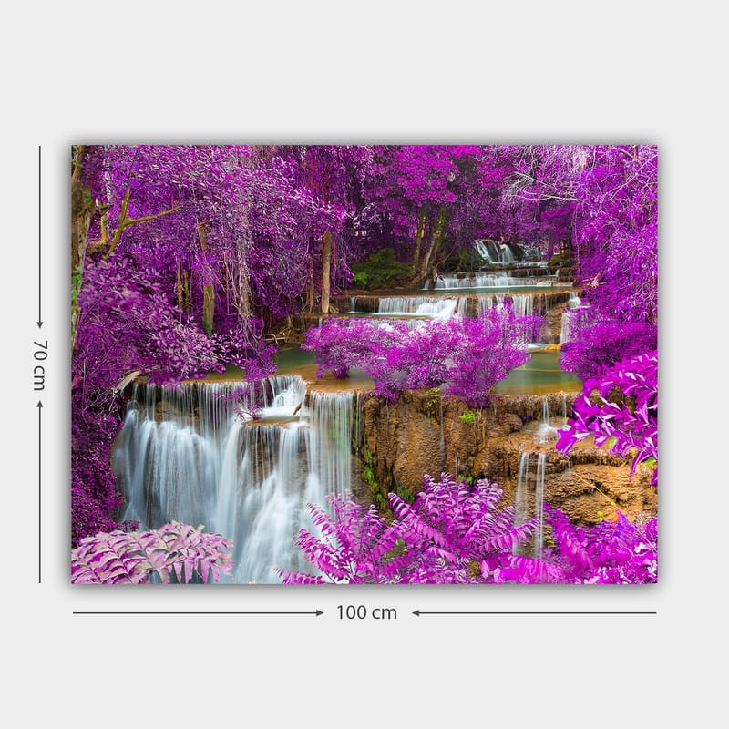 Lærred 70x100 cm - Magisk vandfaldsscene omgivet af lilla blomster og grønt - Lilla / Grøn / Hvid - Boligtilbehør - Billeder & kunst - Billeder på lærred