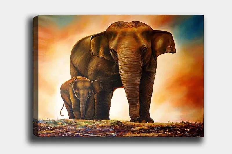 Lærred 70x100 cm - Majestætisk elefant med sin kalv i et varmt og farverigt miljø, Brun / Orange / Beige